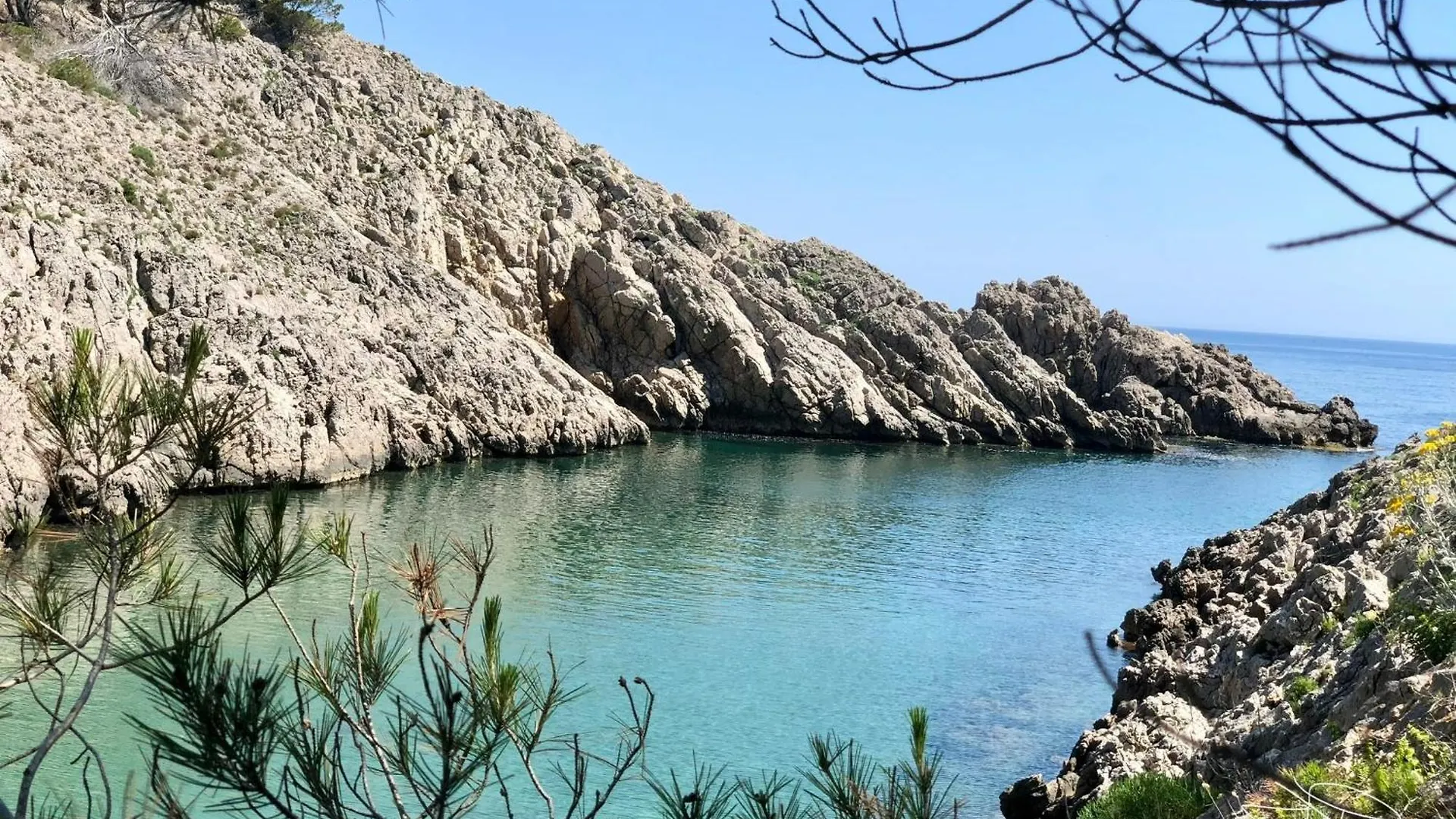 레스타르티트 Atico Grecia 아파트